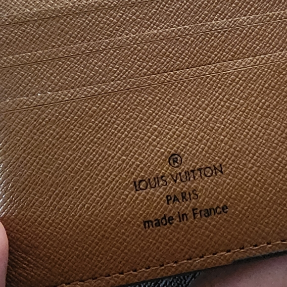 Men's Louis Vuitton wallet - Picture 5 of 5